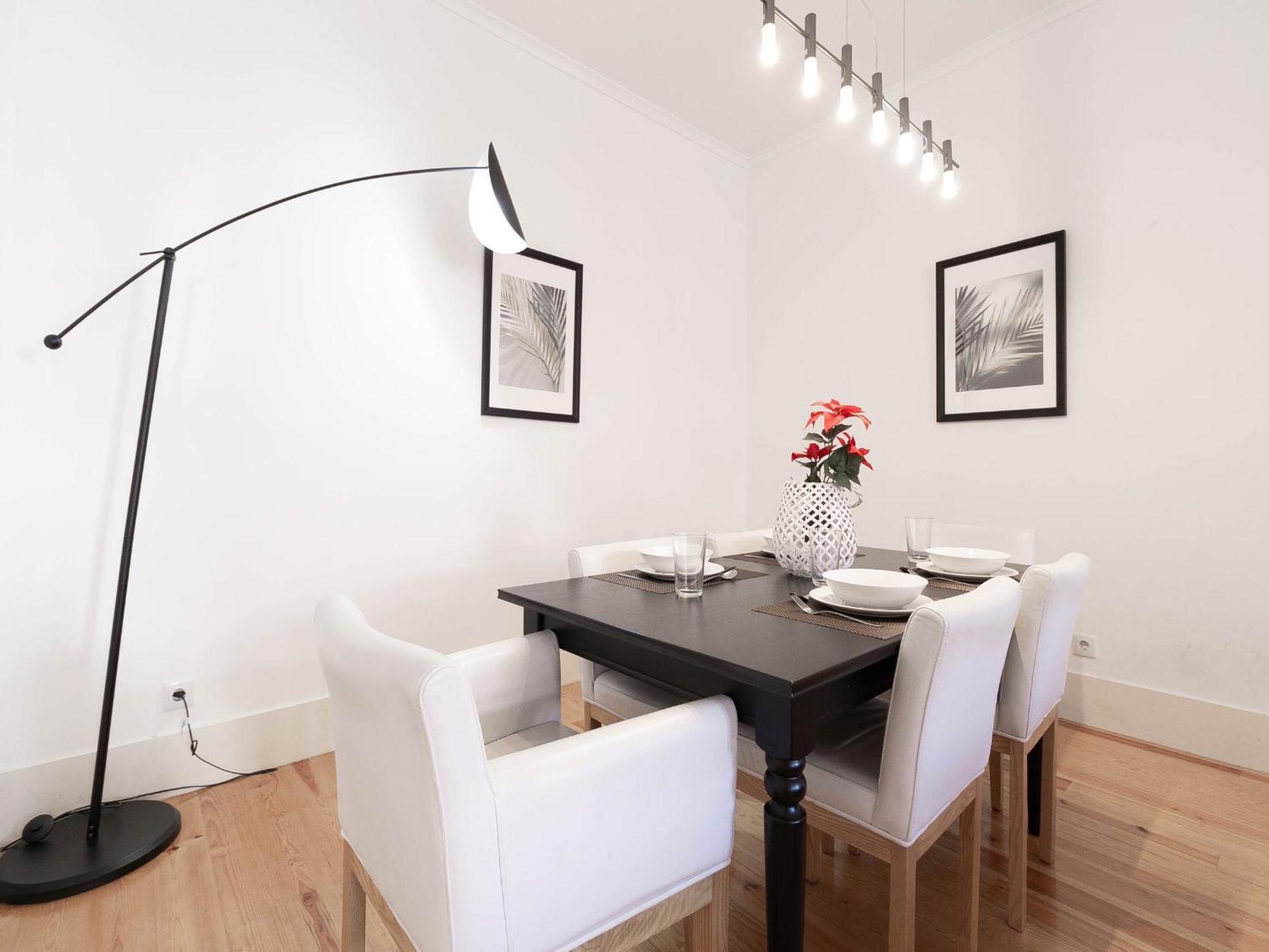 Akicity Praca De Espanha Sun Apartment *